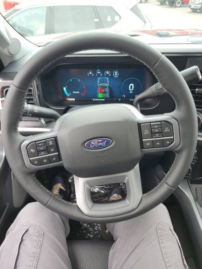 2027 Ford F-350 Lariat DRW