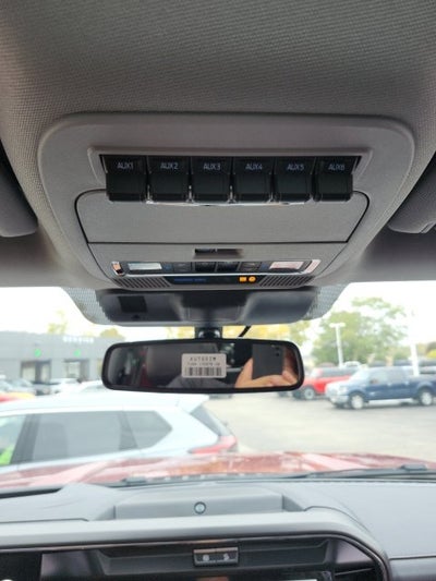2027 Ford F-350 Lariat DRW