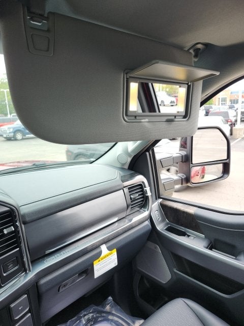 2027 Ford F-350 Lariat DRW