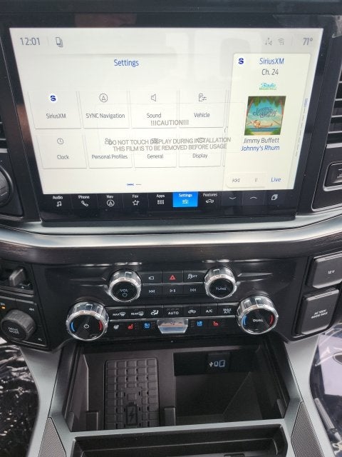 2027 Ford F-350 Lariat DRW