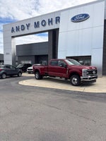 2027 Ford F-350 Lariat DRW