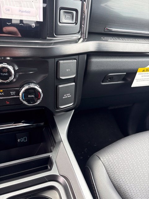 2027 Ford F-350 Lariat DRW