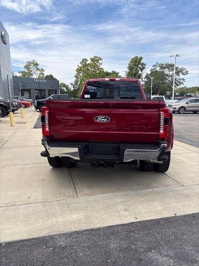 2027 Ford F-350 Lariat DRW