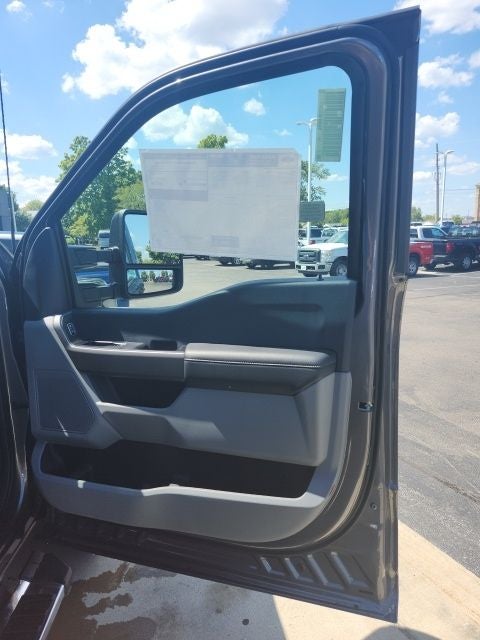 2026 Ford F-350 XLT DRW