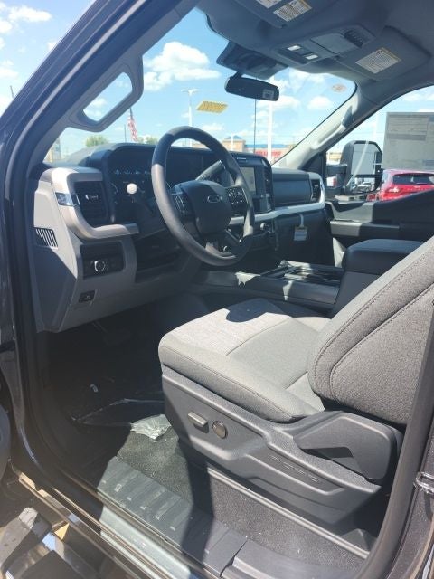 2026 Ford F-350 XLT DRW