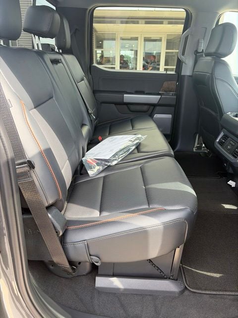 2026 Ford F-350 Lariat DRW