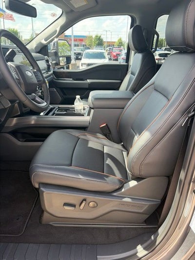 2026 Ford F-350 Lariat DRW