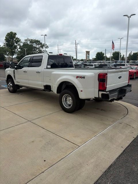 2026 Ford F-350 Lariat DRW