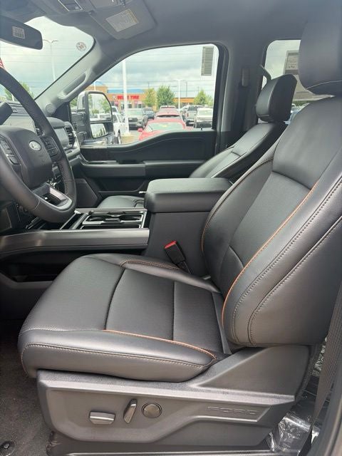 2026 Ford F-350 Lariat DRW