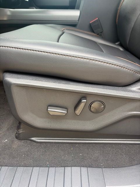 2026 Ford F-350 Lariat DRW