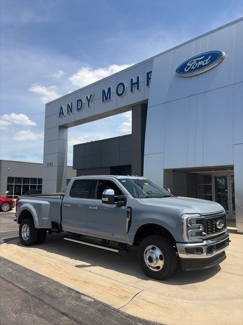 2026 Ford F-350 Lariat DRW