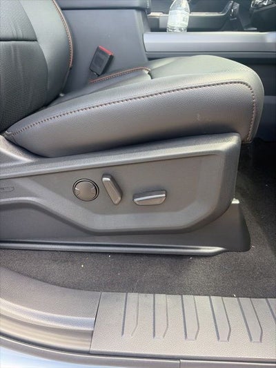 2026 Ford F-350 Lariat DRW