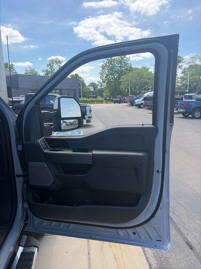 2026 Ford F-350 Lariat DRW