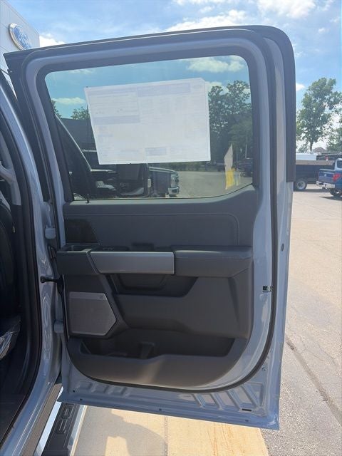 2026 Ford F-350 Lariat DRW