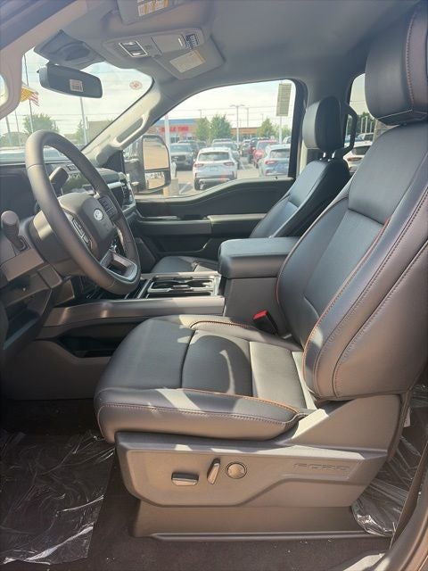 2026 Ford F-350 Lariat DRW