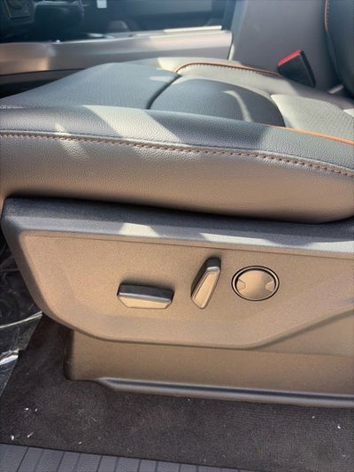 2026 Ford F-350 Lariat DRW