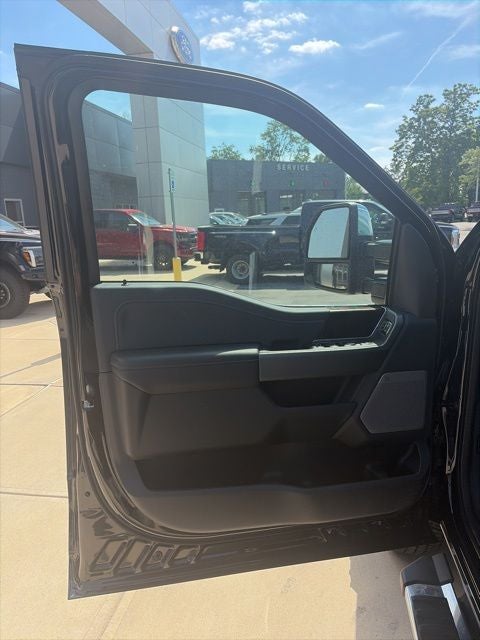 2026 Ford F-350 Lariat DRW