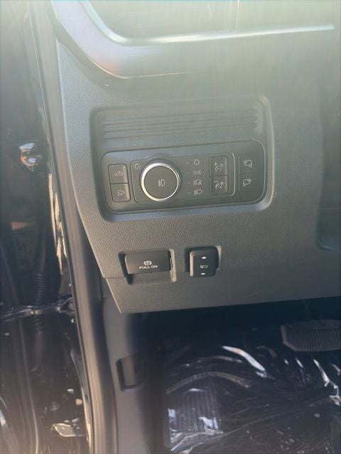 2026 Ford F-350 Lariat DRW