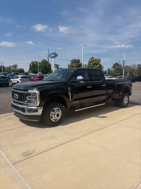 2026 Ford F-350 Lariat DRW