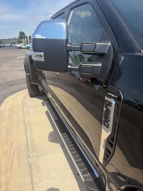 2026 Ford F-350 Lariat DRW