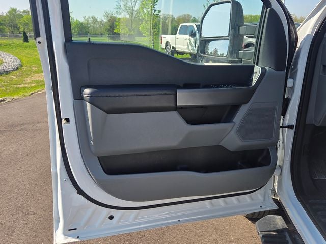 2025 Ford F-350 XLT DRW