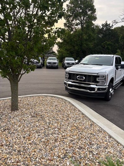 2026 Ford F-350 Lariat DRW