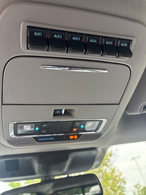2026 Ford F-350 Lariat DRW