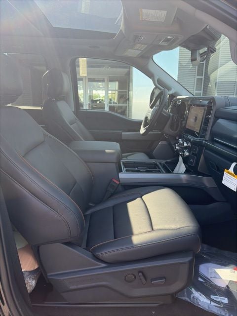 2026 Ford F-350 Lariat DRW