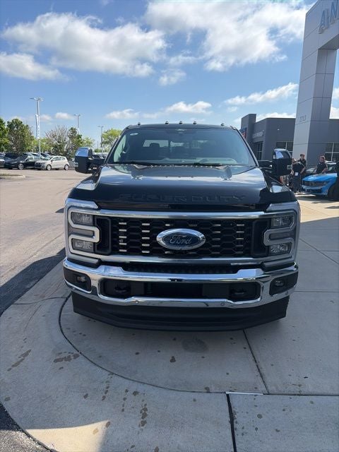 2026 Ford F-350 Lariat DRW
