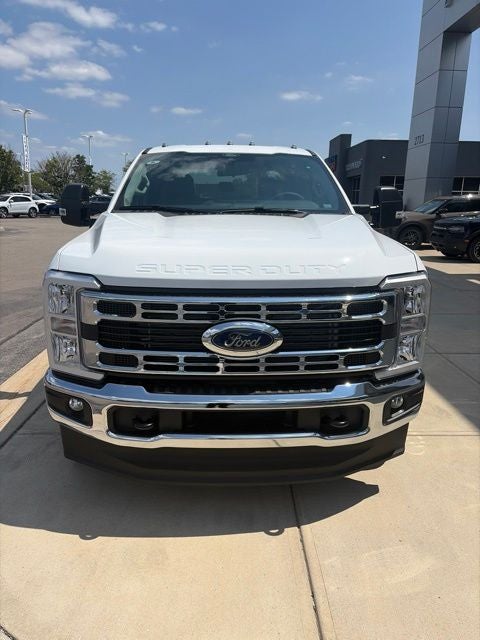 2026 Ford F-350 XLT DRW