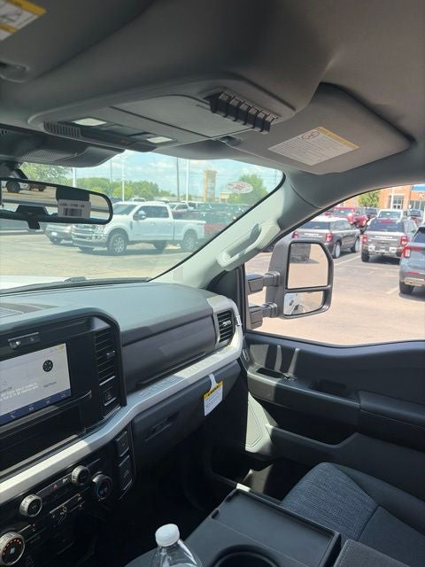 2026 Ford F-350 XLT DRW