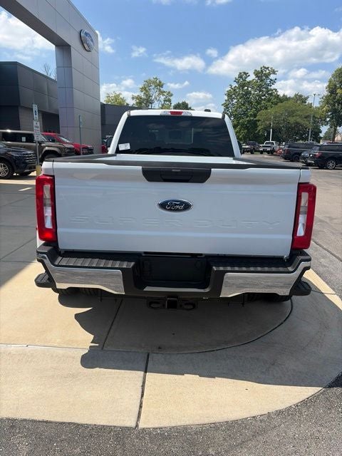 2026 Ford F-350 XLT DRW