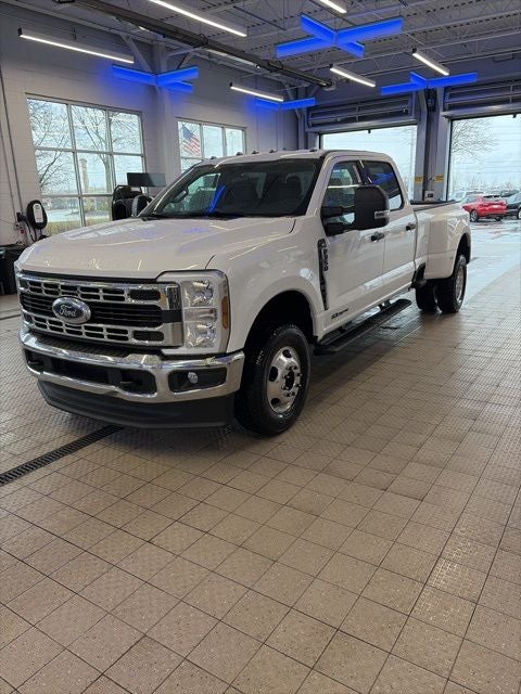 2026 Ford F-350 XLT DRW