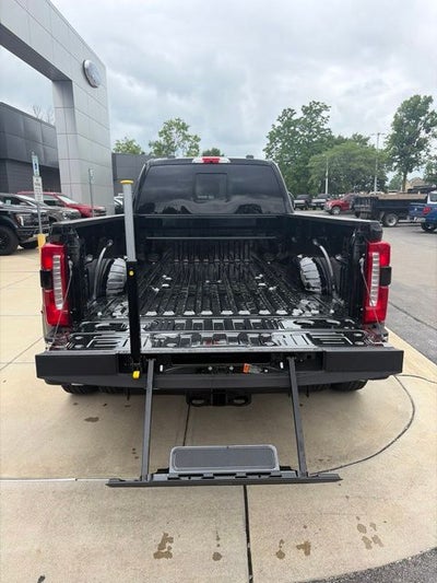 2026 Ford F-350 Lariat DRW