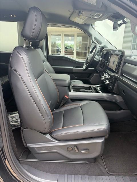 2026 Ford F-350 Lariat DRW