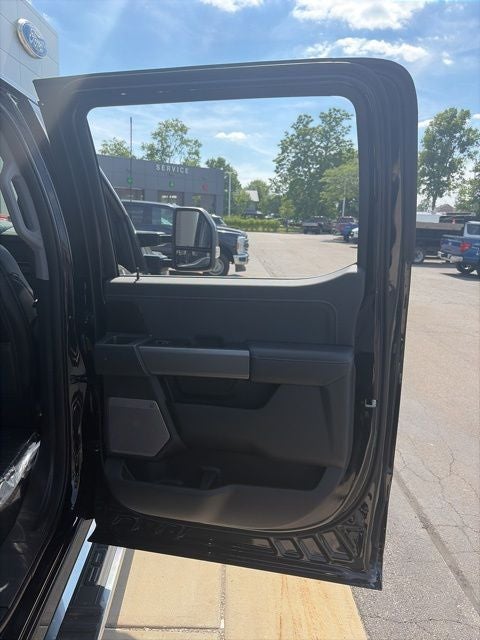 2026 Ford F-350 Lariat DRW