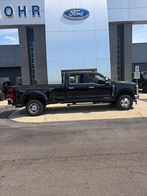 2026 Ford F-350 Lariat DRW
