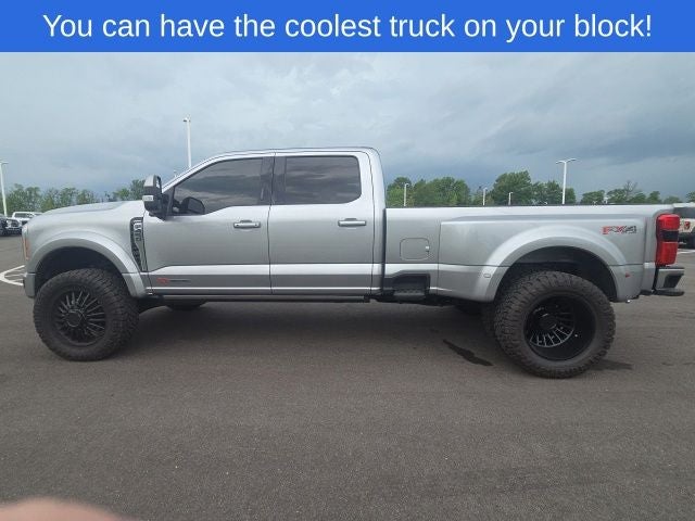 2023 Ford F-450 Lariat DRW