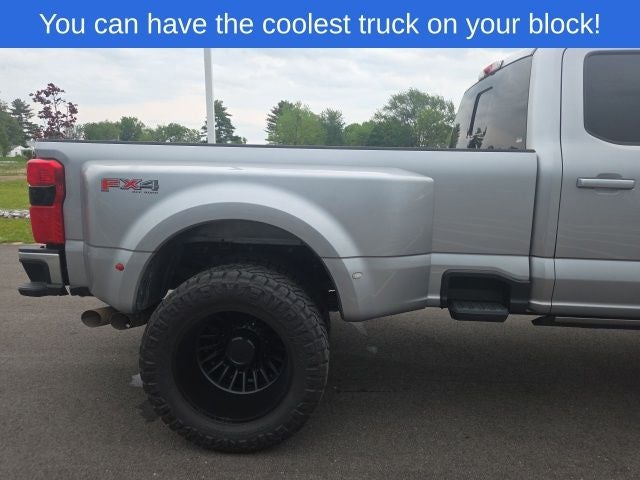 2023 Ford F-450 Lariat DRW