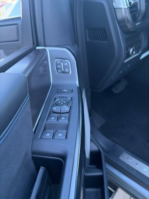 2027 Ford F-450 Platinum