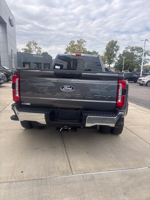 2027 Ford F-450 XL