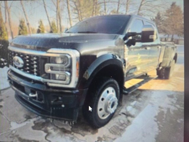 2023 Ford F-450 Lariat DRW