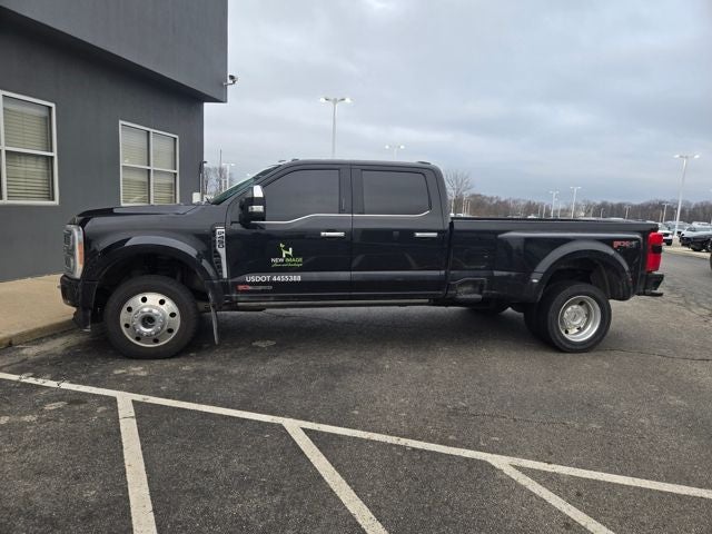 2023 Ford F-450 Lariat DRW