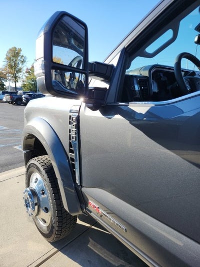 2027 Ford F-450 Lariat DRW