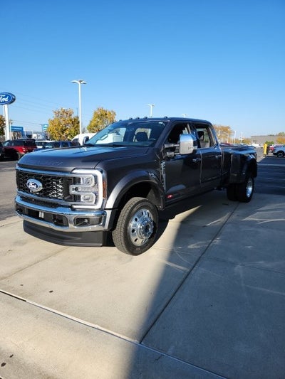 2027 Ford F-450 Lariat DRW