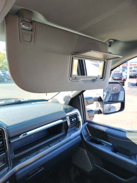 2027 Ford F-450 Lariat DRW