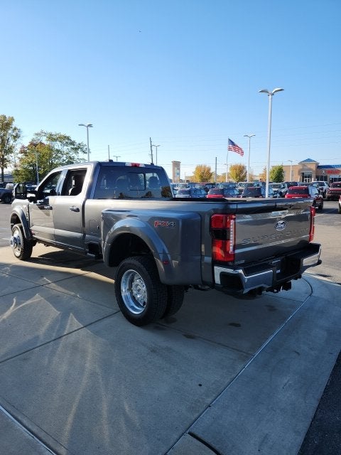 2027 Ford F-450 Lariat DRW