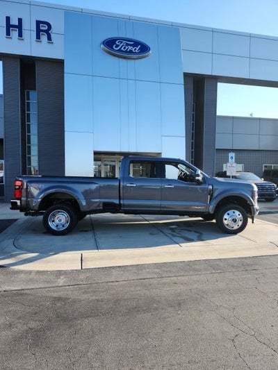 2027 Ford F-450 Lariat DRW