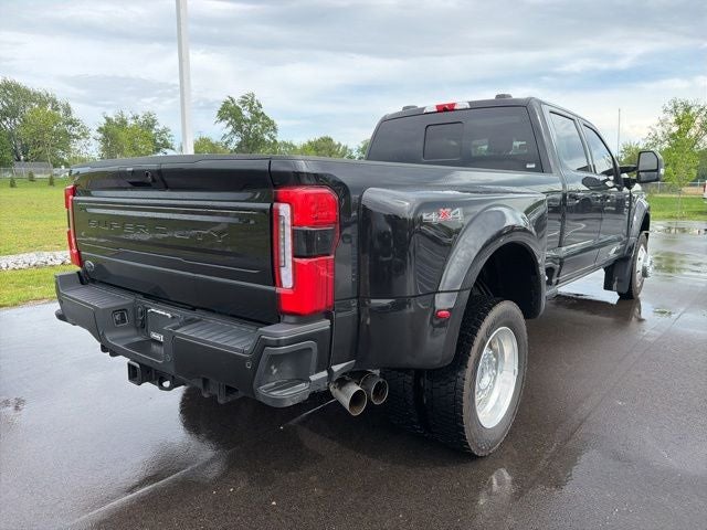 2025 Ford F-450 Platinum