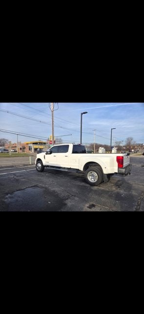 2022 Ford F-450 Lariat DRW